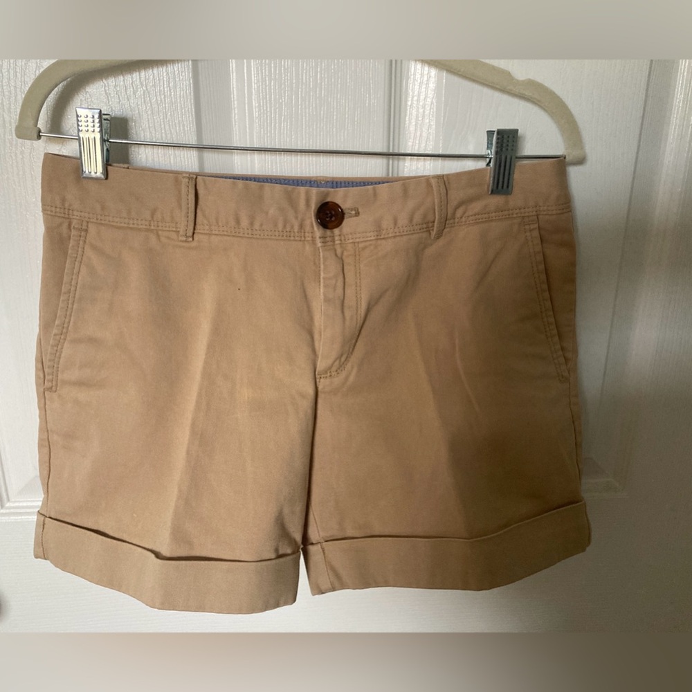 Banana Republic beige City Chino shorts